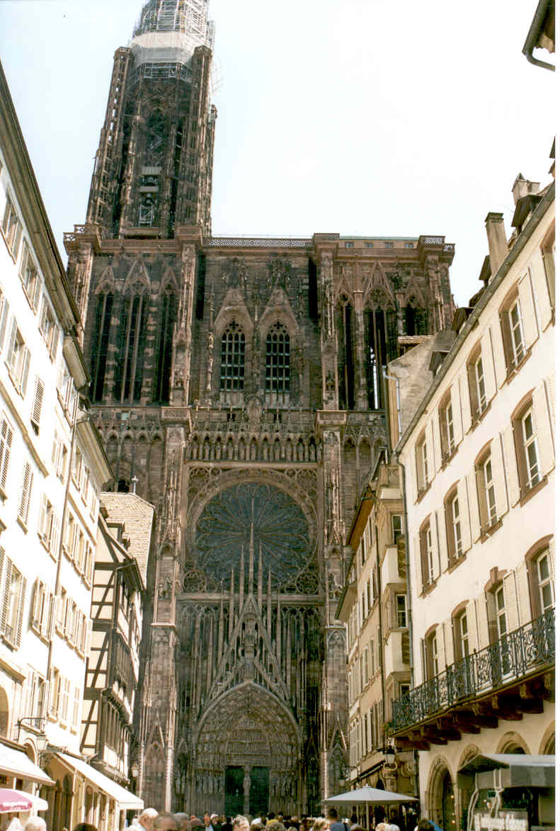Strasbourg_cathedral_facade